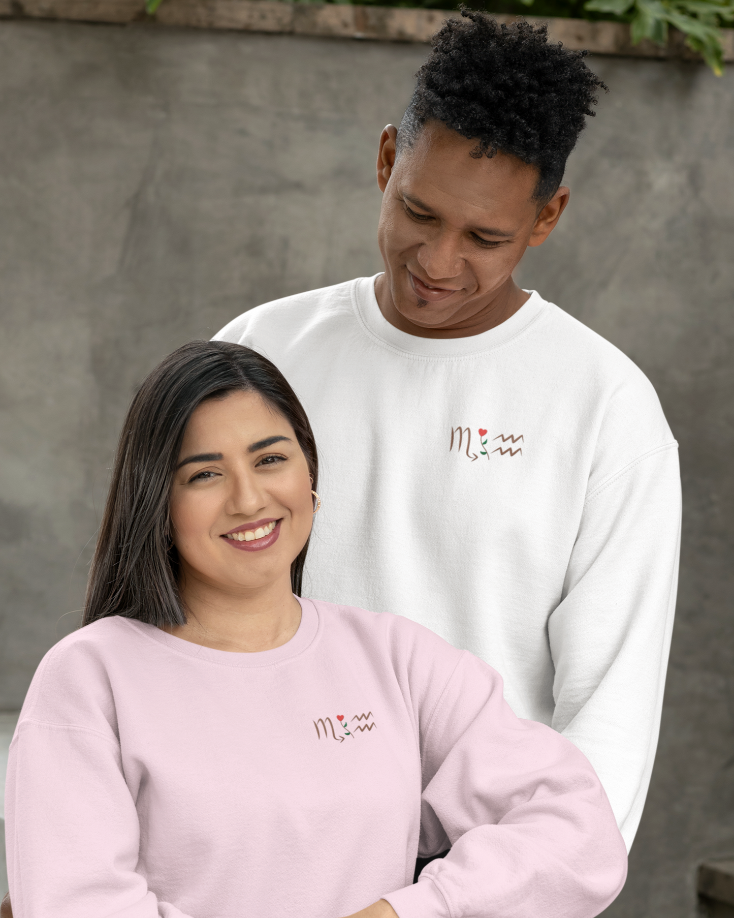 Custom Zodiac Love Sweatshirt with embroidered heart-flower design. Perfect for couples as a personalized Valentine’s Day gift. Celebrate your love in style!