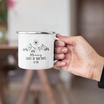Custom Enamel Mugs for Mom & Dad – Celebrate Parenthood with Est. Year, Ideal for New and Seasoned Parents - Verdant Blossoms